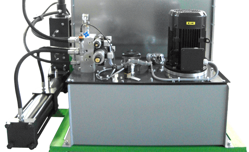 The hydraulic tank